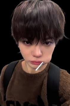 guess the groups fan name馃槢 - General K-pop quiz